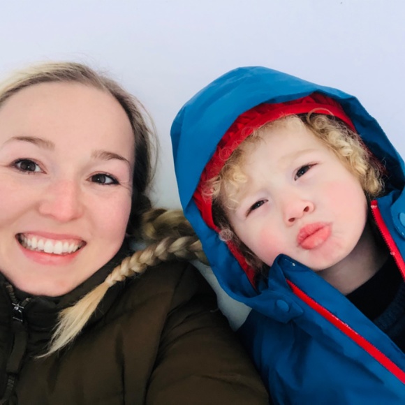 Meet your Posher, Serra - Picture 2 of 2